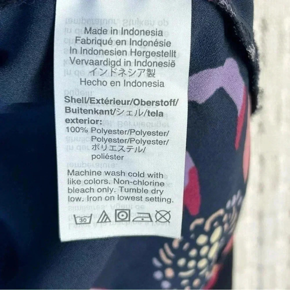 J. Crew LOT OF TWO Sz 10 Sheer V-Neck Tops Popover White & Blue Floral TINY FLAW - Picture 12 of 16